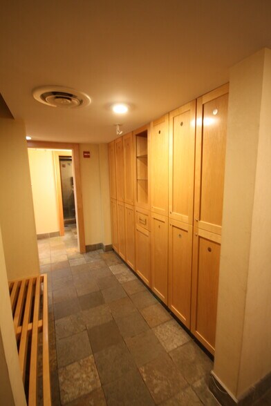 More Photos Of 2200 Wisconsin Ave NW, Washington Apartments For Lease