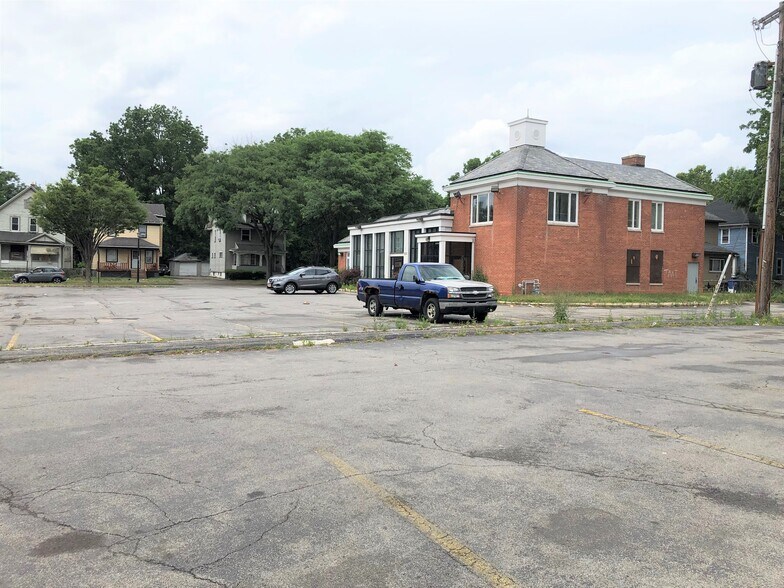 More Photos Of 532 Chili Ave, Rochester Bank For Sale
