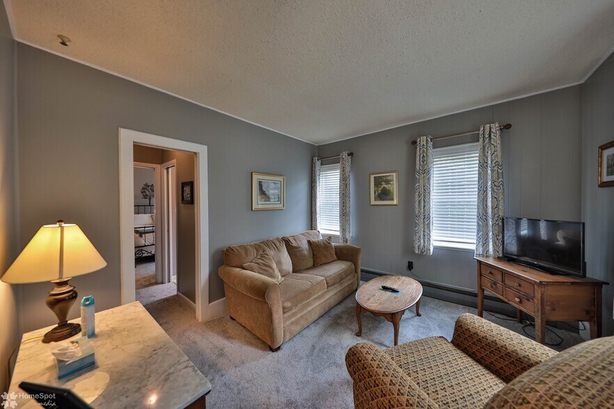 More Photos Of 2468 Route 390, Canadensis Hospitality For Sale