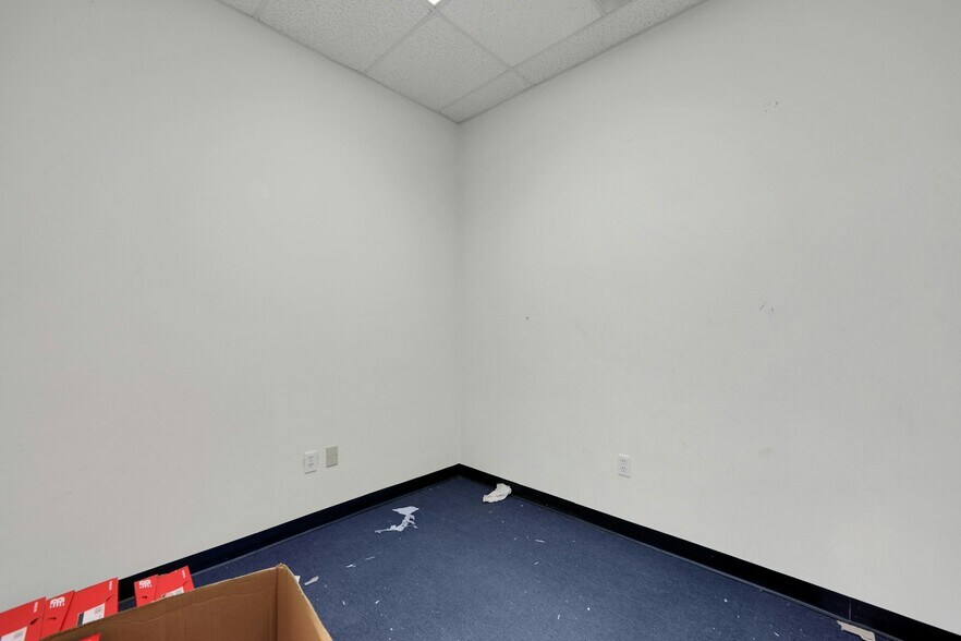 More Photos Of 160 Gregg St, Lodi Warehouse For Lease