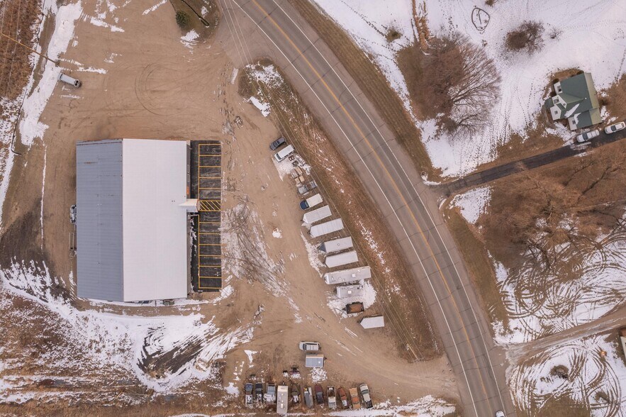 More Photos Of 815 E 1st Ave, Osakis Flex For Lease