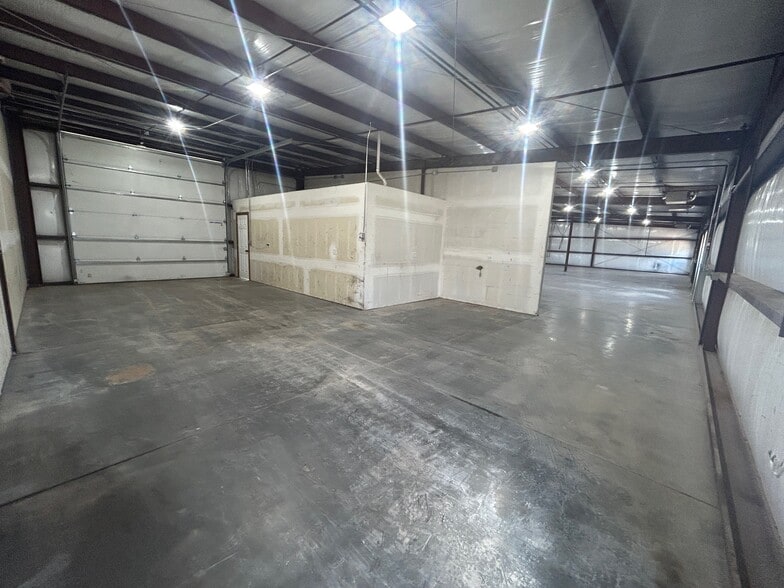 More Photos Of 909 Dally Ridge Rd, Laramie Industrial For Lease