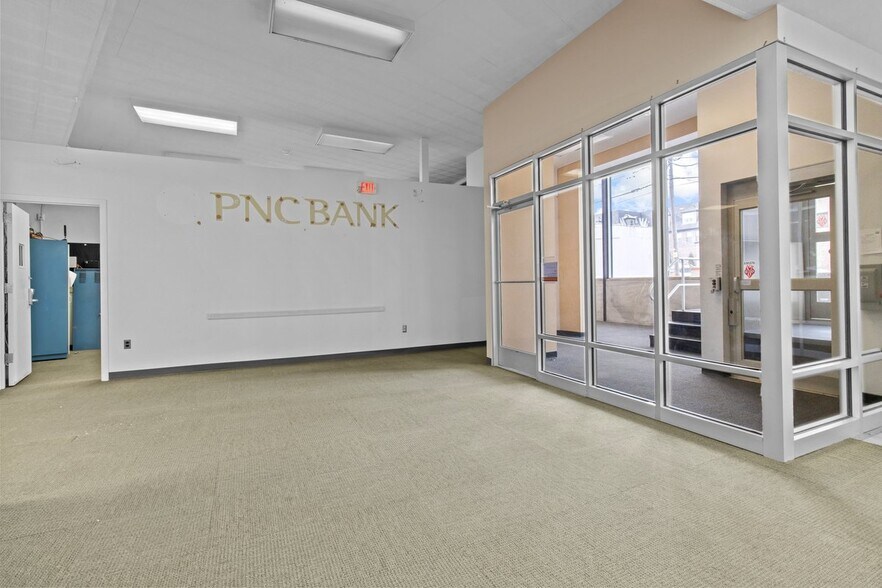 More Photos Of 89 Main St, Little Falls Bank For Lease