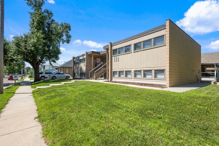 More Photos Of 875-885 25th St, Lincoln Apartments For Sale