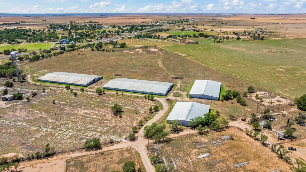 More Photos Of 901 Underwood Street, Littlefield Warehouse For Sale