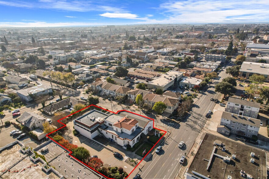 More Photos Of 1370 Santa Rosa St, San Leandro Funeral Home For Sale