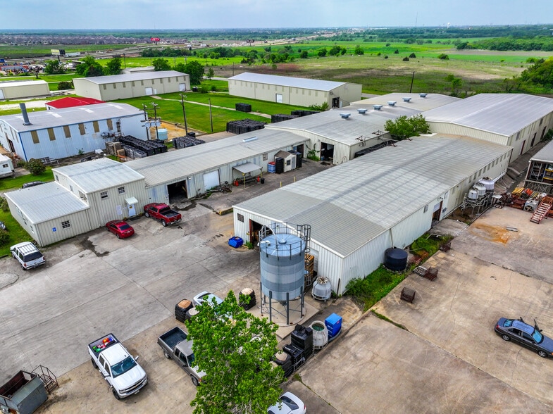 More Photos Of 1121-1201 Industrial Dr, Royse City Manufacturing For Sale
