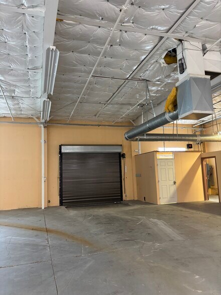 More Photos Of 1016 Clare Ave, West Palm Beach Industrial For Lease