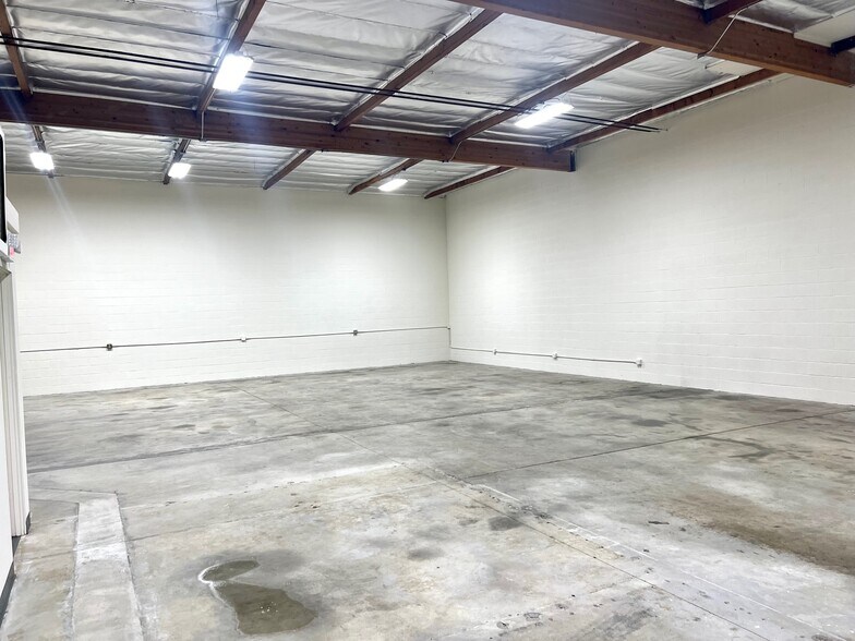 More Photos Of 1600 Chico Ave, South El Monte Warehouse For Lease