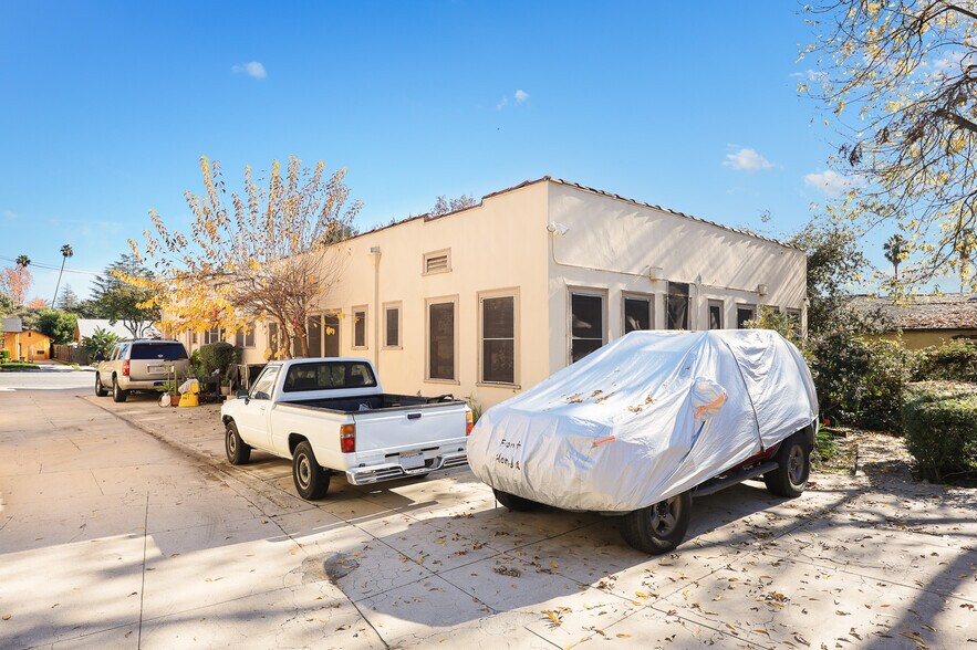 More Photos Of 1157-1165 N Lake Ave, Pasadena Apartments For Sale