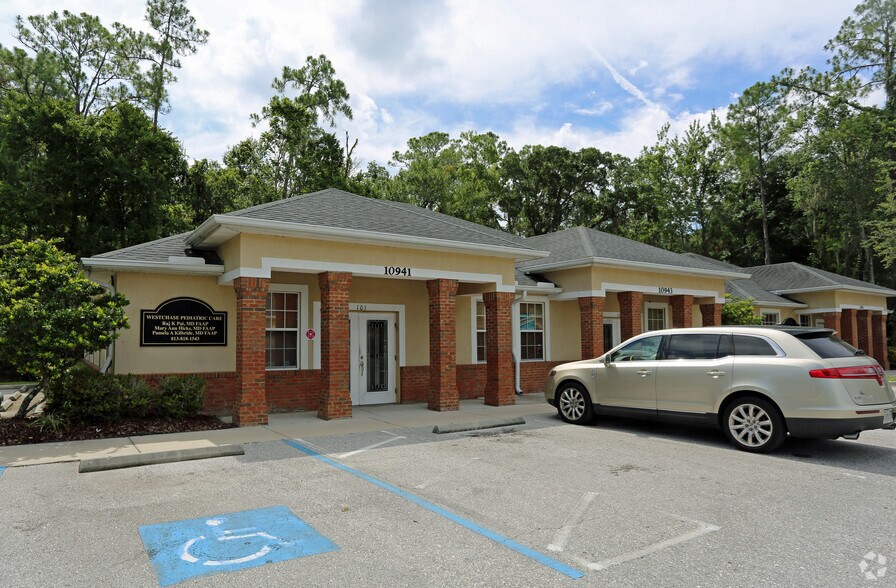 More Photos Of 10941-10943 Countryway Blvd, Tampa Medical For Lease