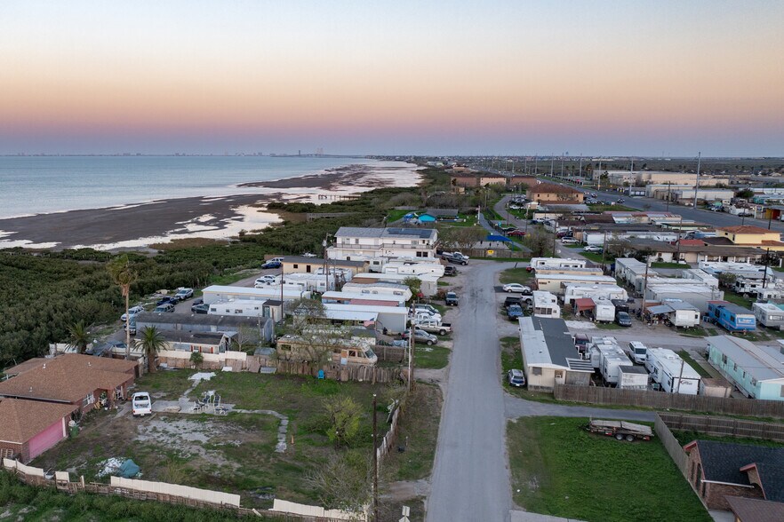 More Photos Of 47931 Michigan St, Laguna Heights Multifamily For Sale