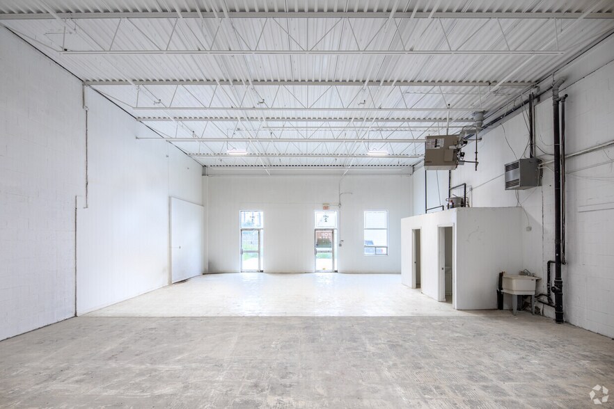 More Photos Of 67 Westmore Dr, Toronto Warehouse For Sale