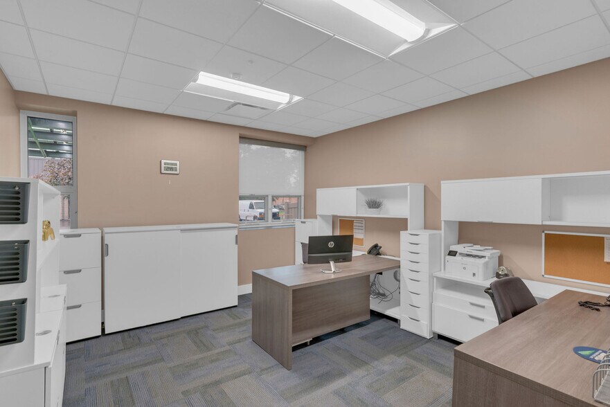 More Photos Of 100 Gaither Dr, Mount Laurel Medical For Lease