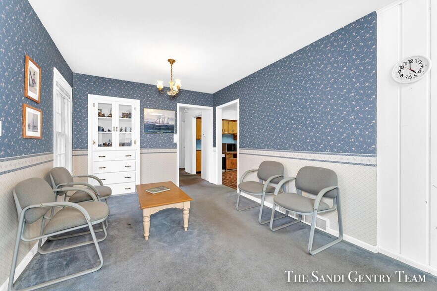 More Photos Of 4631 Harvey St, Norton Shores Medical For Sale