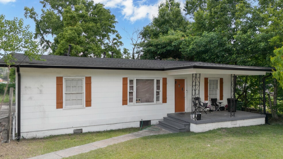 More Photos Of 3300 Lower Wetumpka Rd, Montgomery Office Residential For Sale