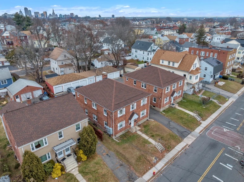 More Photos Of 150-156 Preston, Hartford Apartments For Sale