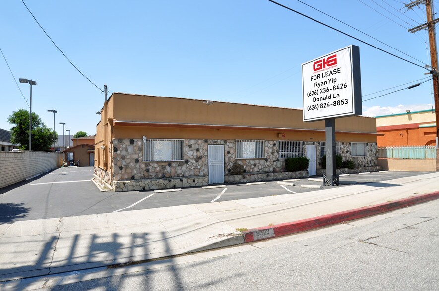 Primary Photo Of 3027 Durfee Ave, El Monte General Retail For Lease