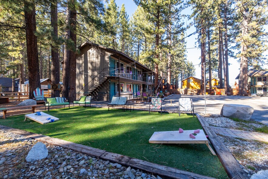 More Photos Of 1072 Ski Run Blvd, South Lake Tahoe Hotel For Sale
