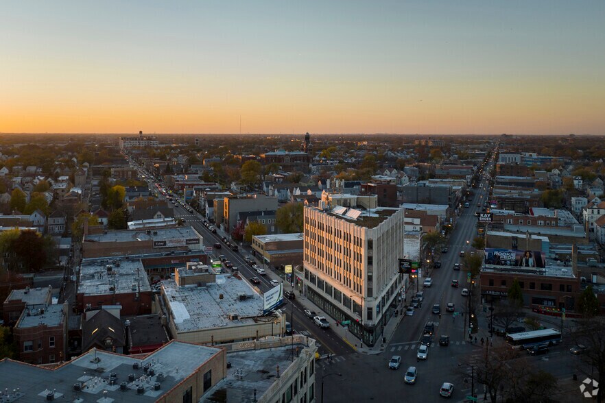 More Photos Of 2800 N Milwaukee Ave, Chicago Apartments For Lease