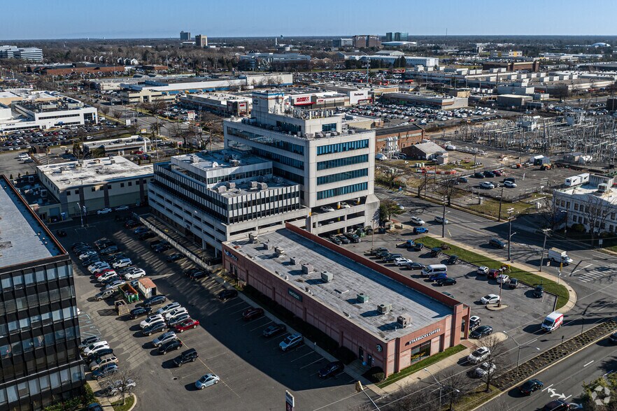 More Photos Of 591 Stewart Ave, Garden City Office For Lease