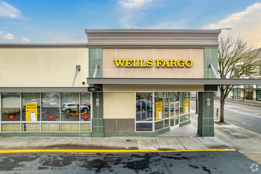 More Photos Of 1100 NE Broadway St, Portland Unknown For Lease