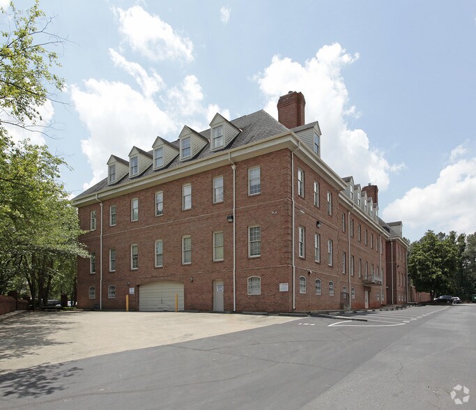 More Photos Of 1902 Leland Dr SE, Marietta Unknown For Lease