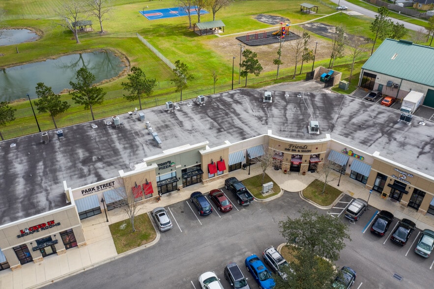 More Photos Of 2219 County Road 220, Middleburg General Retail For Sale