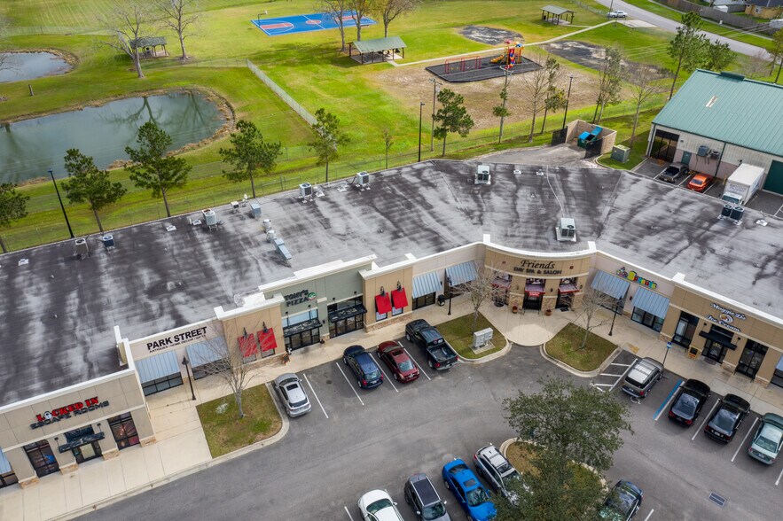 More Photos Of 2219 County Road 220, Middleburg General Retail For Lease