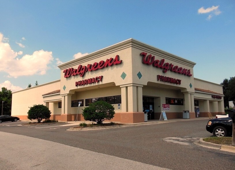 More Photos Of 1330 Blanding Blvd, Orange Park Unknown For Lease