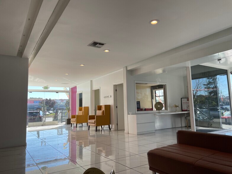 More Photos Of Unit B - 2828 Monterey Hwy, San Jose Land For Lease