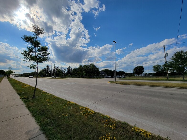 More Photos Of 5732 W Rawson Ave, Franklin Land For Sale