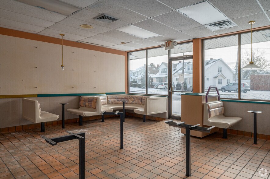 More Photos Of 4869 Turney Rd, Garfield Heights Fast Food For Sale