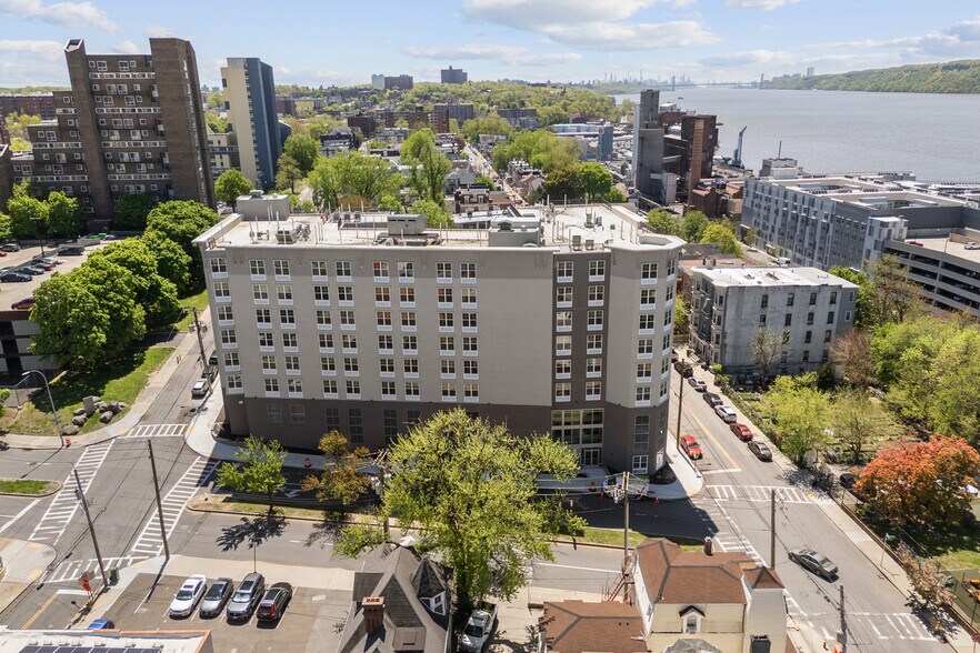 Primary Photo Of 56 Prospect St, Yonkers Apartments For Sale