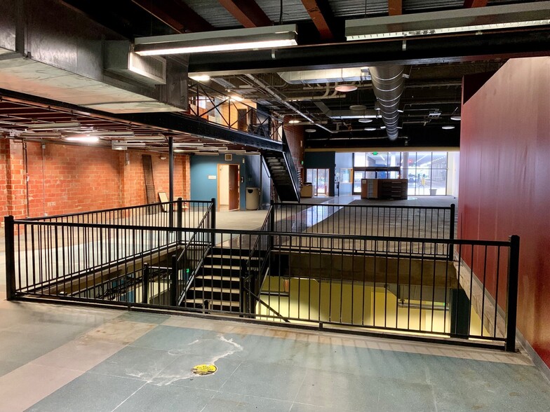 More Photos Of 214 E Travis St, San Antonio Apartments For Lease