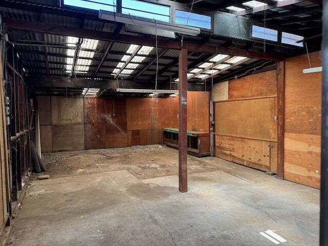 More Photos Of 785 Rogue River Hwy, Grants Pass Freestanding For Sale