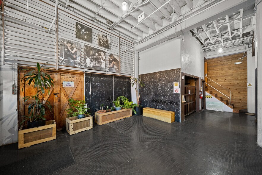 More Photos Of , Los Angeles Unknown For Sale