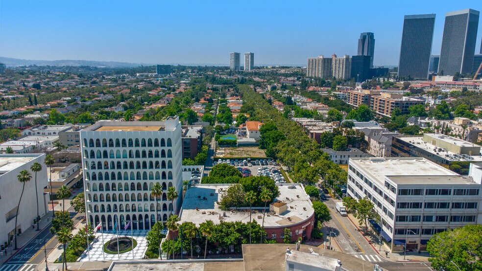 More Photos Of 9730-9732 Wilshire Blvd, Beverly Hills Medical For Lease