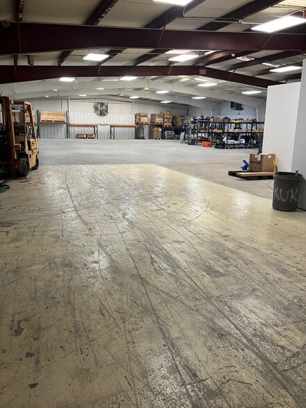 More Photos Of 6125 Airways Blvd, Chattanooga Warehouse For Lease