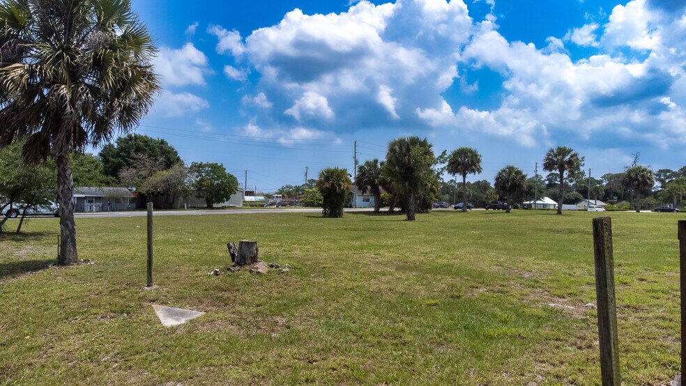 More Photos Of 4878 SE Commerce Ave, Stuart Land For Sale