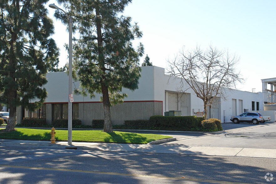 More Photos Of 1890 E Miraloma Ave, Placentia Unknown For Lease