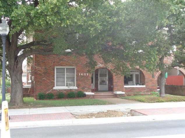 Primary Photo Of 1601 Hemphill St, Fort Worth Apartments For Sale