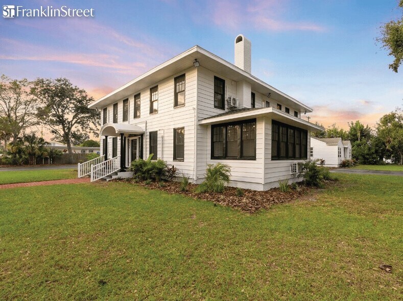 More Photos Of 5301 S 27th Ave, Gulfport Apartments For Sale