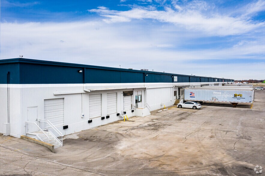 More Photos Of 12027 E 51st St, Tulsa Unknown For Lease
