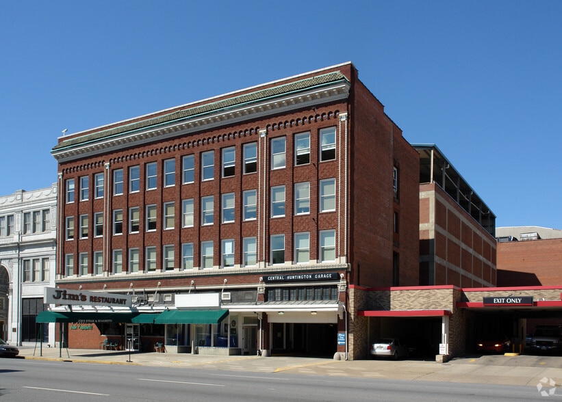 More Photos Of 916-924 5th Ave, Huntington Office For Lease