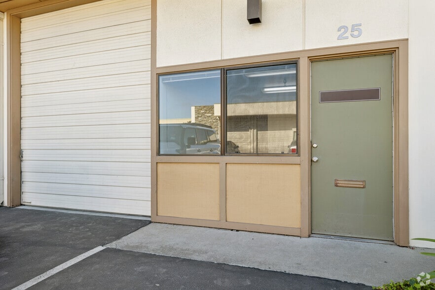 More Photos Of 299 Old County Rd, San Carlos Unknown For Lease