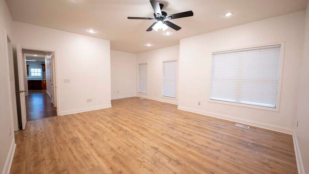 More Photos Of 1646 E Wesley Chapel Rd, Byron Land For Sale