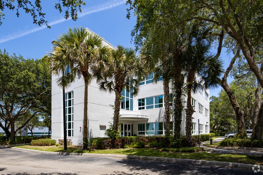 Primary Photo Of 1735 W Hibiscus Blvd, Melbourne Medical For Lease