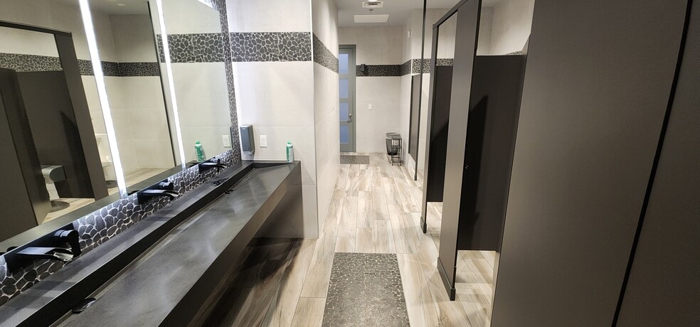 More Photos Of 1175 Kelly Johnson Blvd, Colorado Springs Office For Lease