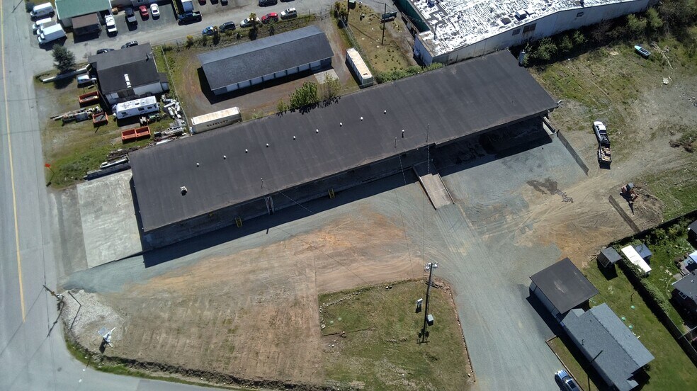 More Photos Of 212 N Gales St, Port Angeles Warehouse For Lease